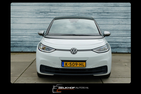 Volkswagen ID.3 First Max 58 kWh Trekhaak Pano Camera Soh93%