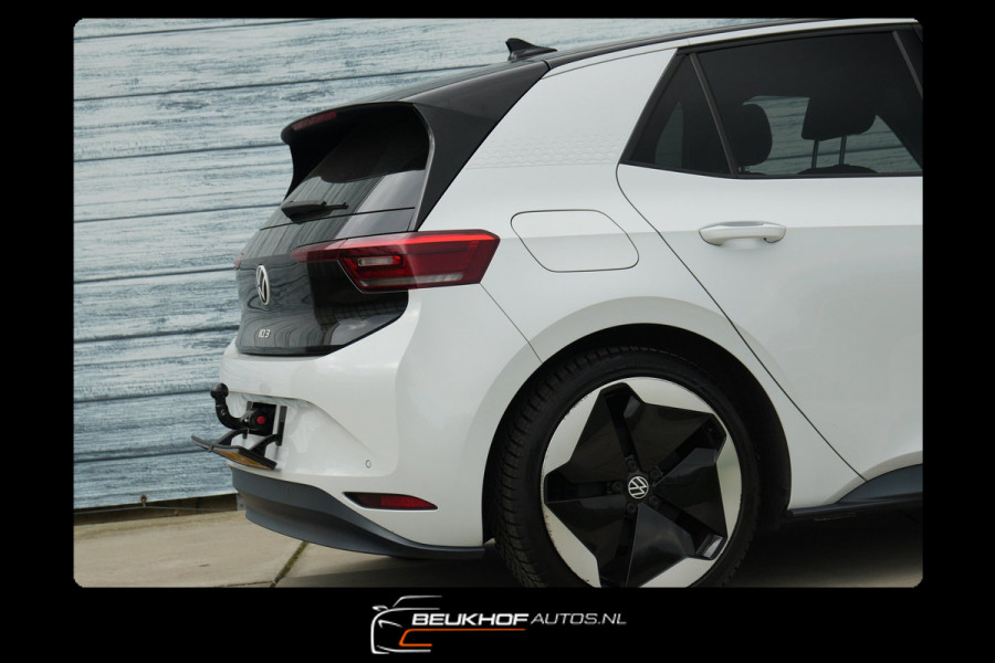 Volkswagen ID.3 First Max 58 kWh Trekhaak Pano Camera Soh93%