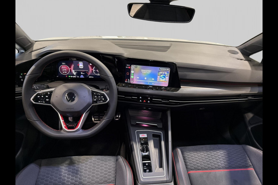 Volkswagen Golf 2.0 TSI GTI Clubsport Pano | IQ Light | Camera | 300 PK