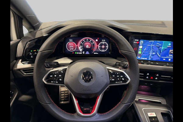 Volkswagen Golf 2.0 TSI GTI Clubsport Pano | IQ Light | Camera | 300 PK