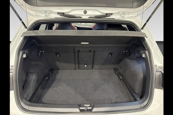 Volkswagen Golf 2.0 TSI GTI Clubsport Pano | IQ Light | Camera | 300 PK