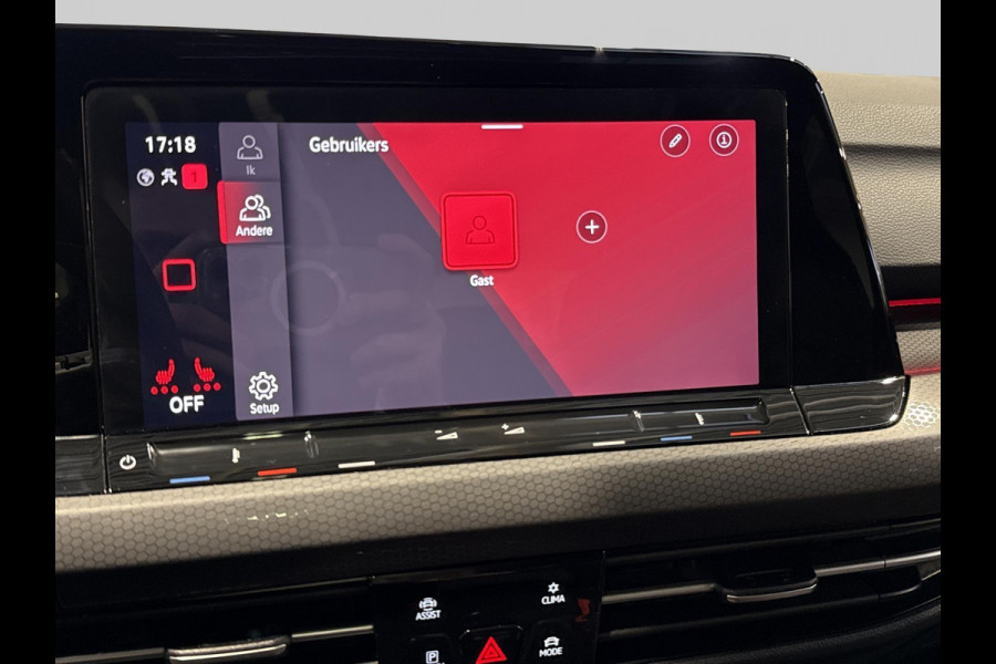 Volkswagen Golf 2.0 TSI GTI Clubsport Pano | IQ Light | Camera | 300 PK