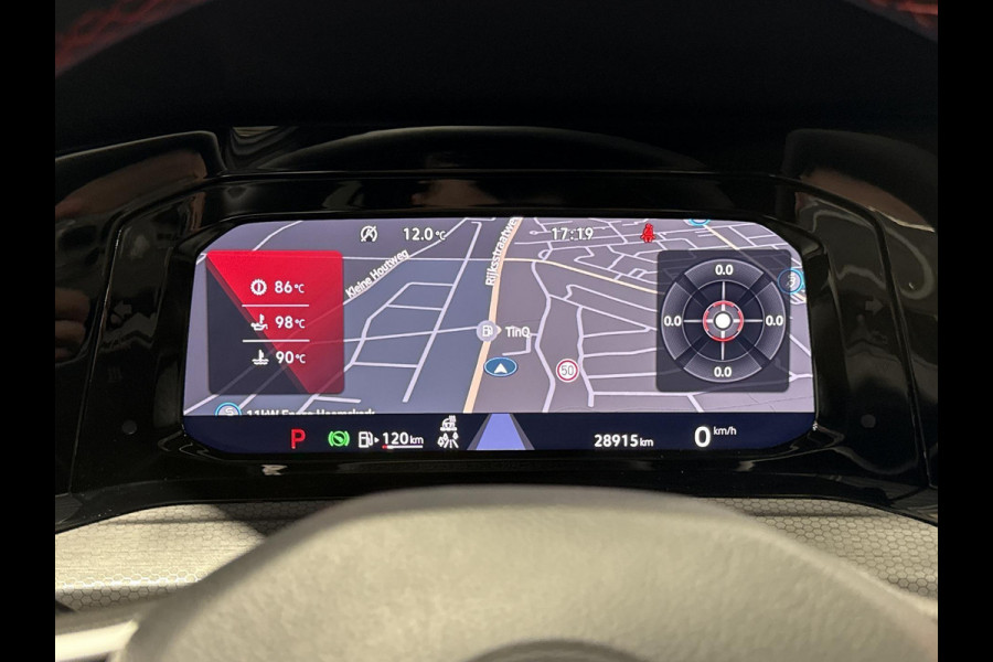 Volkswagen Golf 2.0 TSI GTI Clubsport Pano | IQ Light | Camera | 300 PK