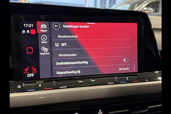 Volkswagen Golf 2.0 TSI GTI Clubsport Pano | IQ Light | Camera | 300 PK