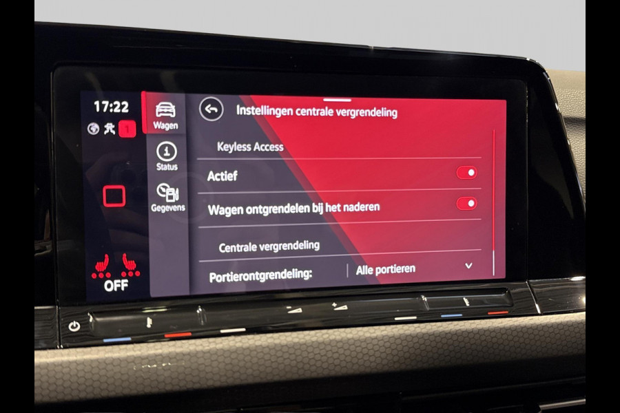 Volkswagen Golf 2.0 TSI GTI Clubsport Pano | IQ Light | Camera | 300 PK