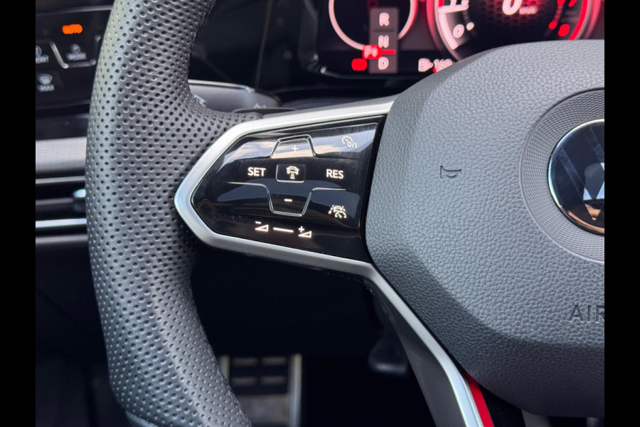 Volkswagen Golf 2.0 TSI GTI Pano/Matrix/Camera