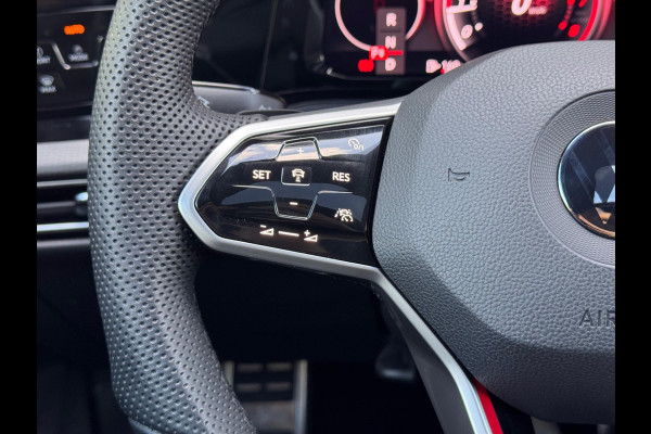 Volkswagen Golf 2.0 TSI GTI Pano/Matrix/Camera