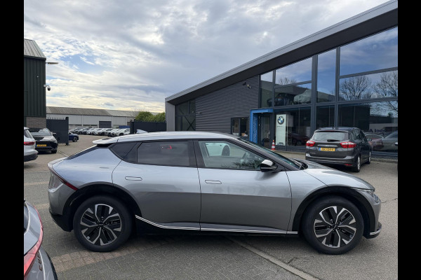 Kia Ev6 Plus 77.4 kWh SOH 100% | 1E EIGENAAR | ORIGINEEL NL AUTO | ELEKTRISCHE STOELEN MET GEHEUGEN | MERIDIAN AUDIO | CAMERA | ACC CRUISE | STOELVERWARMING VOOR + ACHTER | STUURWIELVERWARMING | LEDER | KIA GARANTIE T/M 05-2027