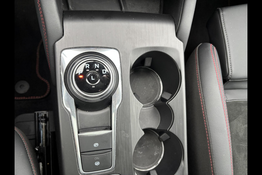 Ford Kuga 2.5 PHEV ST-Line X 243pk | Orig. NL auto | Panoramadak | Head up Display | Adpative LED | Winter Pack | Wegklapbare trekhaak | 19 inch lichtmetalen velgen