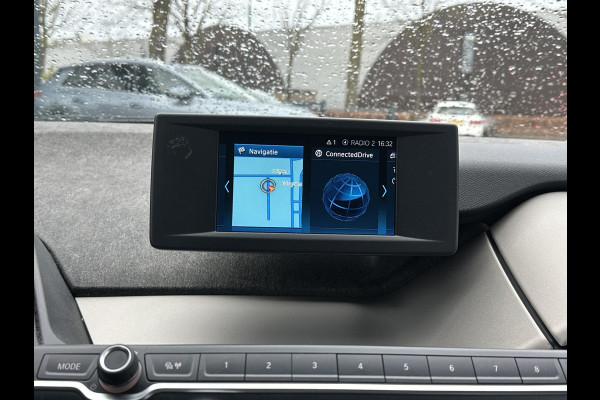 BMW i3 Basis 120Ah 42 kWh SOH 100% | 3-FASE LADER | WARMTEPOMP | ORIGINEEL NL AUTO MET NAP | DEALER ONDERHOUDEN | STOELVERWARMING | CAMERA | 12 MND BOVAG GARANTIE