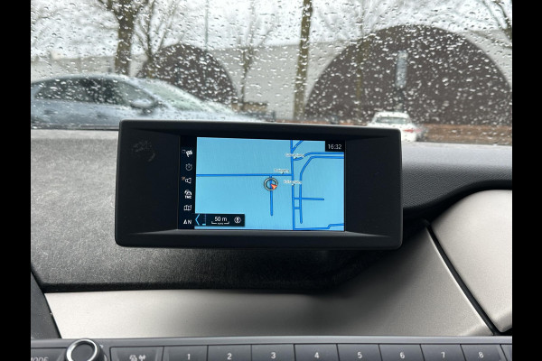 BMW i3 Basis 120Ah 42 kWh SOH 100% | 3-FASE LADER | WARMTEPOMP | ORIGINEEL NL AUTO MET NAP | DEALER ONDERHOUDEN | STOELVERWARMING | CAMERA | 12 MND BOVAG GARANTIE