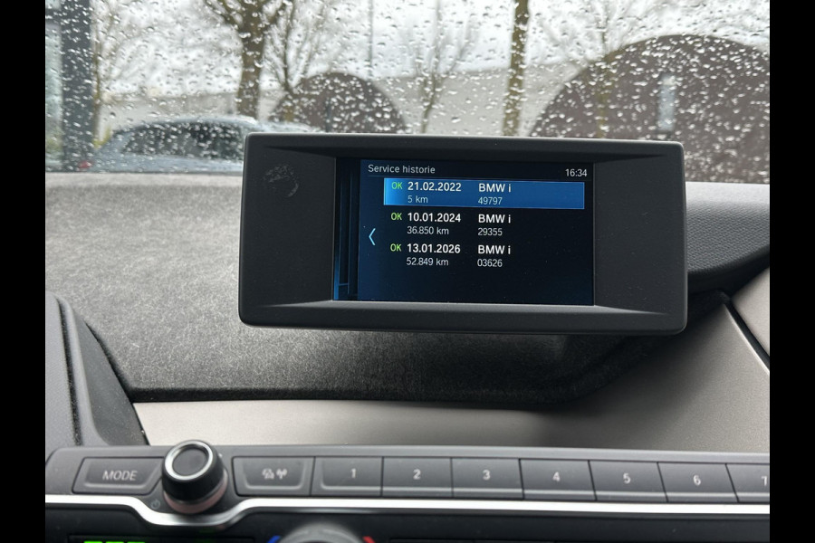 BMW i3 Basis 120Ah 42 kWh SOH 100% | 3-FASE LADER | WARMTEPOMP | ORIGINEEL NL AUTO MET NAP | DEALER ONDERHOUDEN | STOELVERWARMING | CAMERA | 12 MND BOVAG GARANTIE