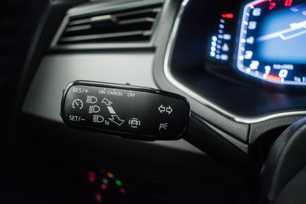 Seat Ibiza 1.0 TSI Limited Edition ORG NL [ Panoramadak Virtual Cockpit Full LED Camera Carplay Climate Control ]