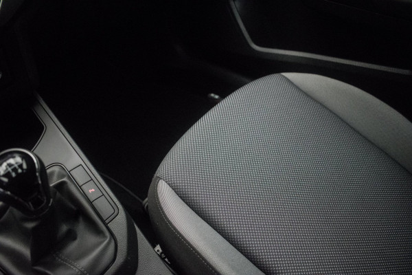 Seat Ibiza 1.0 TSI Limited Edition ORG NL [ Panoramadak Virtual Cockpit Full LED Camera Carplay Climate Control ]