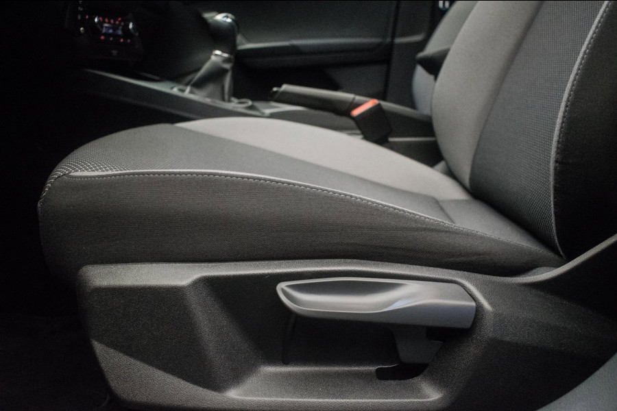 Seat Ibiza 1.0 TSI Limited Edition ORG NL [ Panoramadak Virtual Cockpit Full LED Camera Carplay Climate Control ]