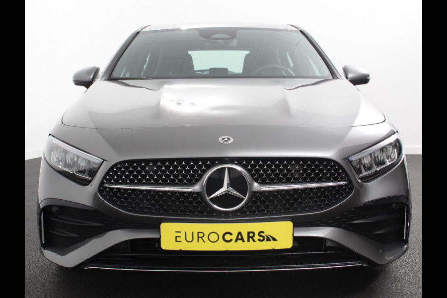 Mercedes-Benz A-Klasse 200 177pk Automaat MHEV AMG Line | Achteruitrij Camera | Verwarmde voorstoelen | Navigatie | LED | Climate control | Adaptive Cruise control | Parkeersensoren | Apple Carplay & Android Auto