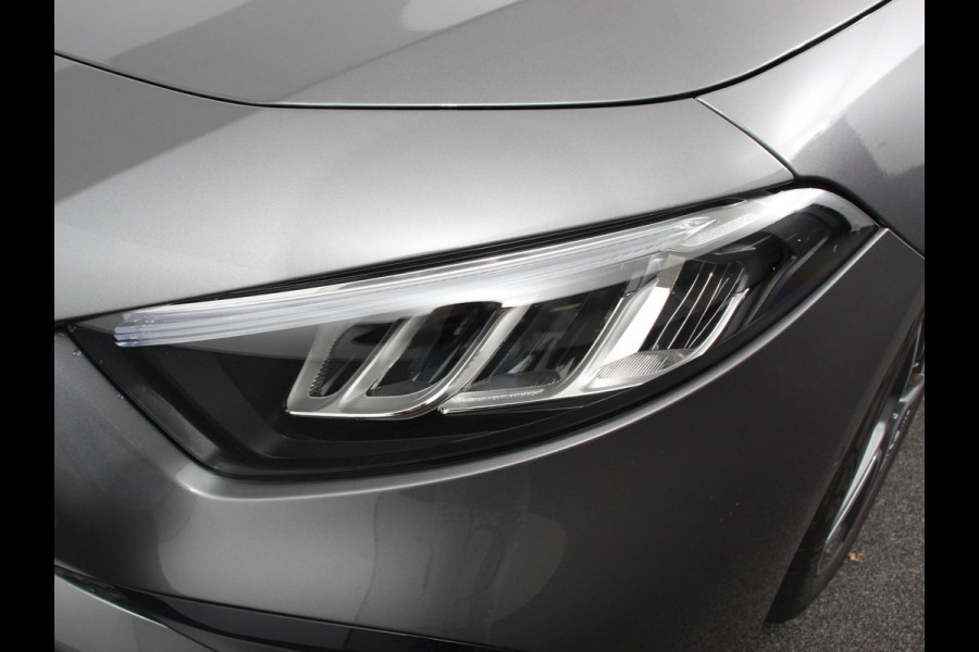 Mercedes-Benz A-Klasse 200 177pk Automaat MHEV AMG Line | Achteruitrij Camera | Verwarmde voorstoelen | Navigatie | LED | Climate control | Adaptive Cruise control | Parkeersensoren | Apple Carplay & Android Auto