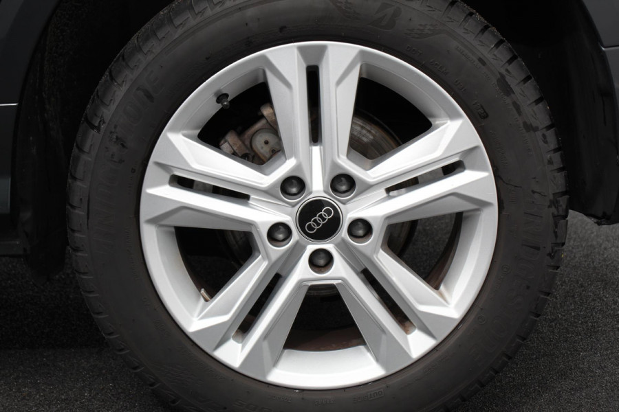 Audi Q2 35 TFSI 150pk S-tronic Prestige | Navigatie | Apple Carplay/Android Auto | Camera | Parkeersensoren | Adaptive Cruise Control | Elektrische achterklep |  Matrix LED-koplampen | Stoelverwarming | Getinte ramen