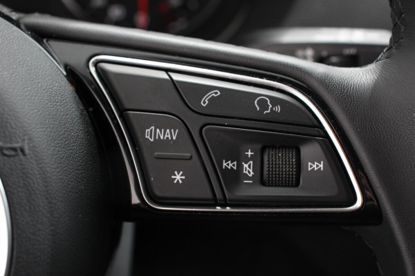 Audi Q2 35 TFSI 150pk S-tronic Prestige | Navigatie | Apple Carplay/Android Auto | Camera | Parkeersensoren | Adaptive Cruise Control | Elektrische achterklep |  Matrix LED-koplampen | Stoelverwarming | Getinte ramen