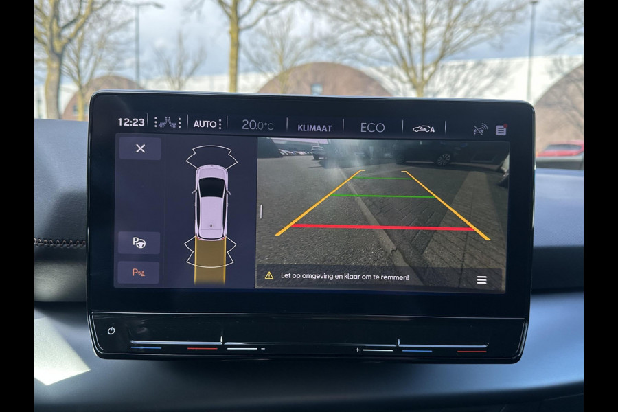 CUPRA Born Essential 62 kWh | SOH 91% | STOELVERWARMING | APPLECARPLAY / ANDROID AUTO | ADAP. CRUISE | ACHTERUITRIJCAMERA | KEYLESS | 3 FASE | 12 MND BOVAG GARANTIE |