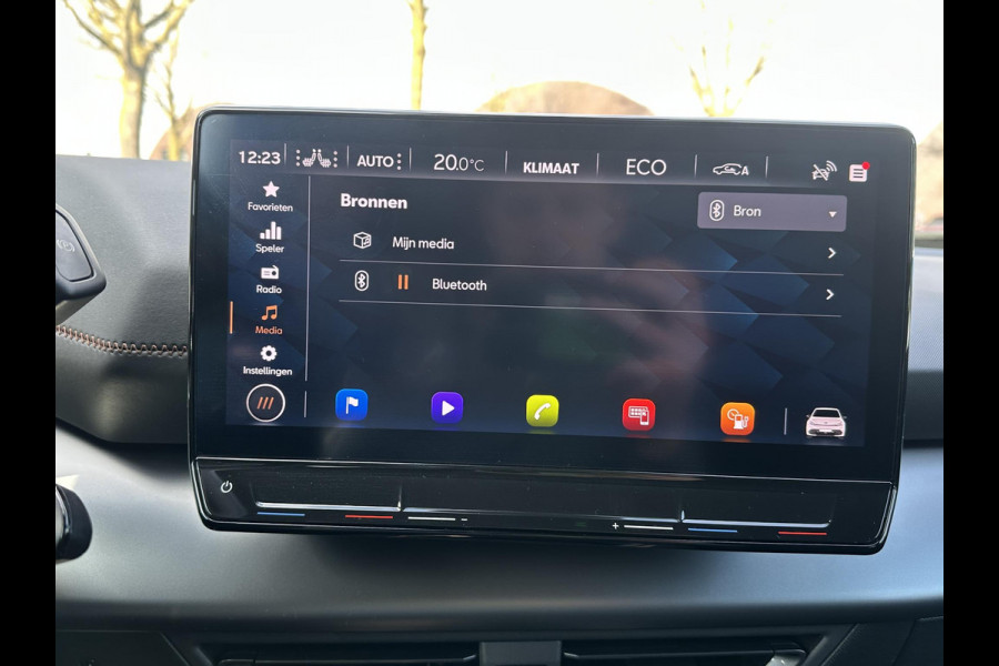 CUPRA Born Essential 62 kWh | SOH 91% | STOELVERWARMING | APPLECARPLAY / ANDROID AUTO | ADAP. CRUISE | ACHTERUITRIJCAMERA | KEYLESS | 3 FASE | 12 MND BOVAG GARANTIE |