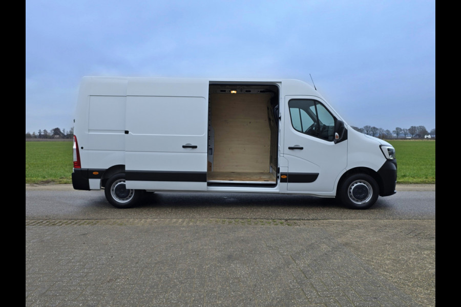 Renault Master T35 2.3 dCi 135 L3 H2 - 135 Pk - Euro 6 - Airco - Cruise Control