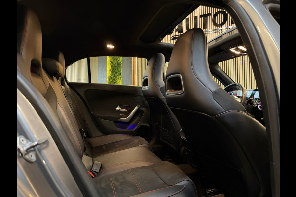 Mercedes-Benz A-Klasse 250 Premium Plus AMG |PANO|CAMERA|SFEERVERLICHTING|DEALER ONDERHOUDEN|CARPLAY|224PK|