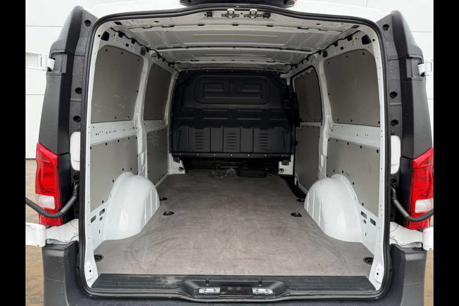 Mercedes-Benz eVito 112 Pro 66kWh Facelift 286km WLTP Snelladen L2H1 Climate Control Adaptieve Cruise Mercedes ME Carplay Camera