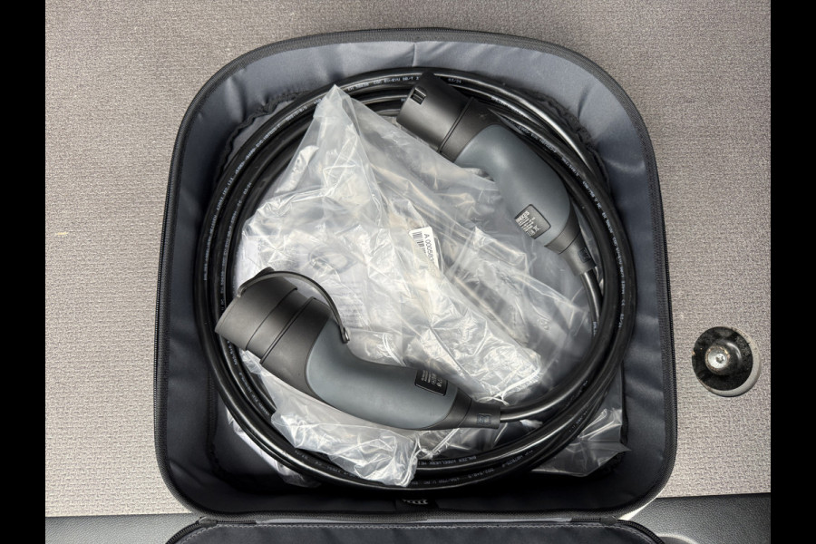 Mercedes-Benz eVito 112 Pro 66kWh Facelift 286km WLTP Snelladen L2H1 Climate Control Adaptieve Cruise Mercedes ME Carplay Camera