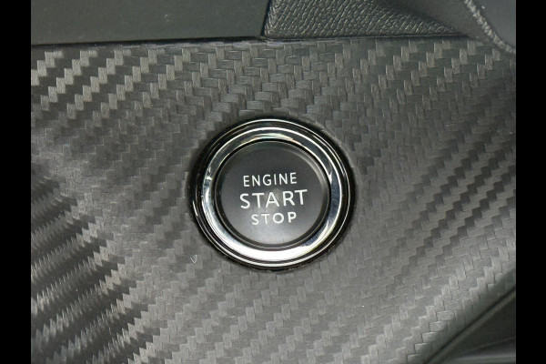 Peugeot e-2008 BWJ 10-2021 | EV GT 136PK Pack 50 kWh | PANO DAK | TREKHAAK | CLIMA | NAVI | CAMERA A | 18'' LMV | PDC 2X | CARPLAY |