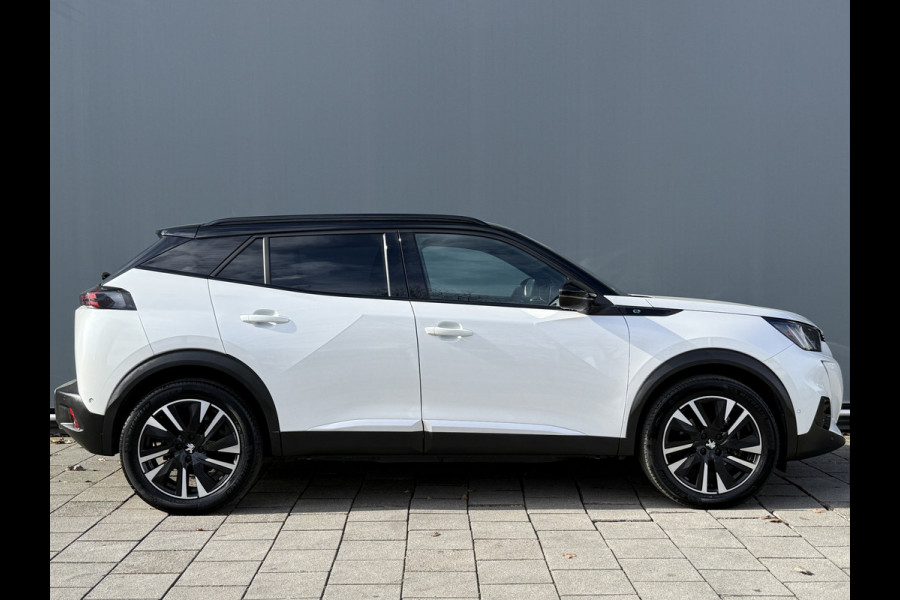 Peugeot e-2008 BWJ 10-2021 | EV GT 136PK Pack 50 kWh | PANO DAK | TREKHAAK | CLIMA | NAVI | CAMERA A | 18'' LMV | PDC 2X | CARPLAY |