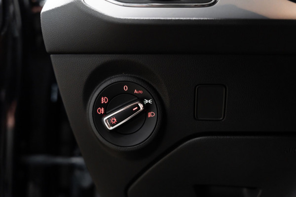 Seat Leon ST 1.0 EcoTSI Style DSG PDC NAVI CarPlay