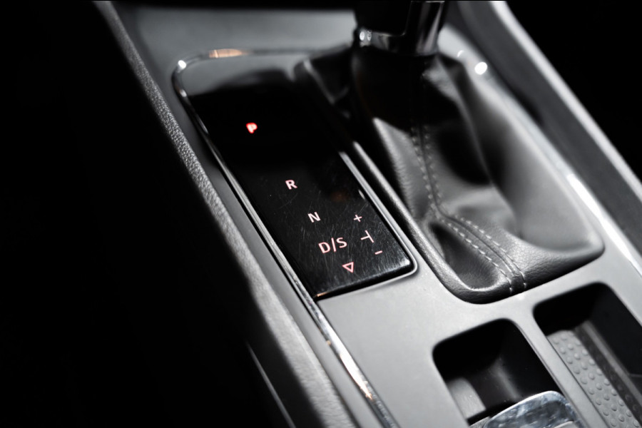 Seat Leon ST 1.0 EcoTSI Style DSG PDC NAVI CarPlay