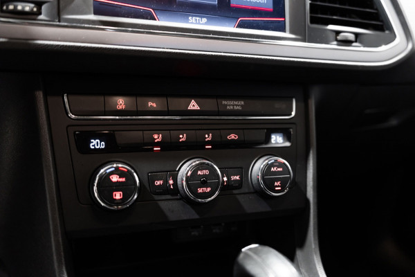 Seat Leon ST 1.0 EcoTSI Style DSG PDC NAVI CarPlay