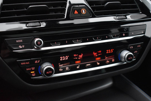 BMW 5 Serie 530e M-Sport Lane Pano Camera 20" HK