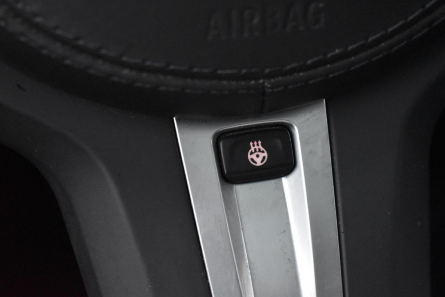 BMW 5 Serie 530e M-Sport Lane Pano Camera 20" HK