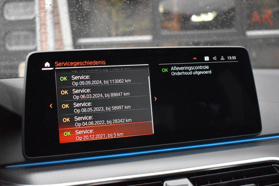 BMW 5 Serie 530e M-Sport Lane Pano Camera 20" HK