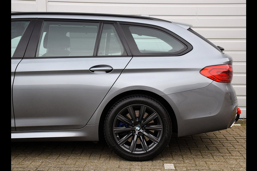 BMW 5 Serie Touring 530i High Executive*M-pakket*Pano*Trekhaak*Stoelventilatie*132Dkm*2019*