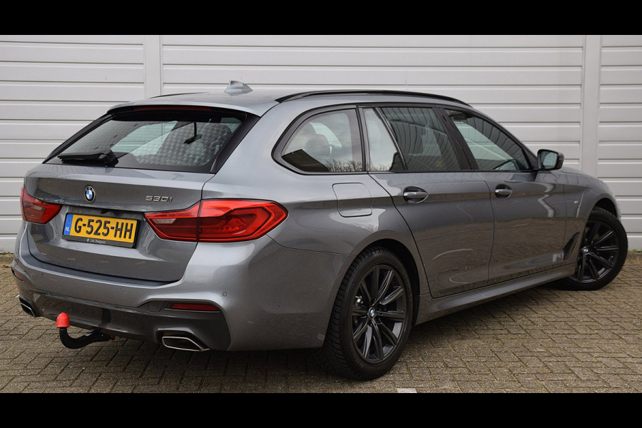 BMW 5 Serie Touring 530i High Executive*M-pakket*Pano*Trekhaak*Stoelventilatie*132Dkm*2019*