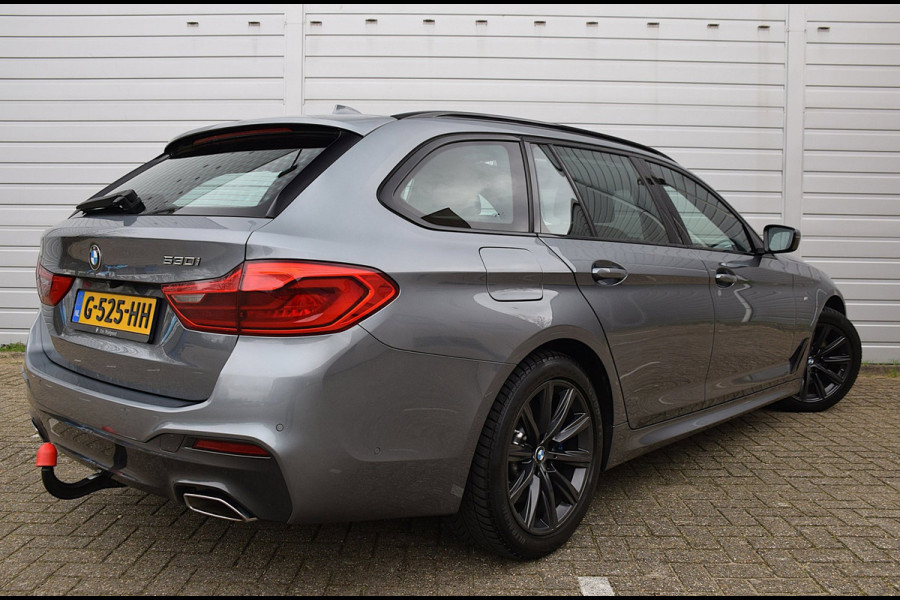 BMW 5 Serie Touring 530i High Executive*M-pakket*Pano*Trekhaak*Stoelventilatie*132Dkm*2019*