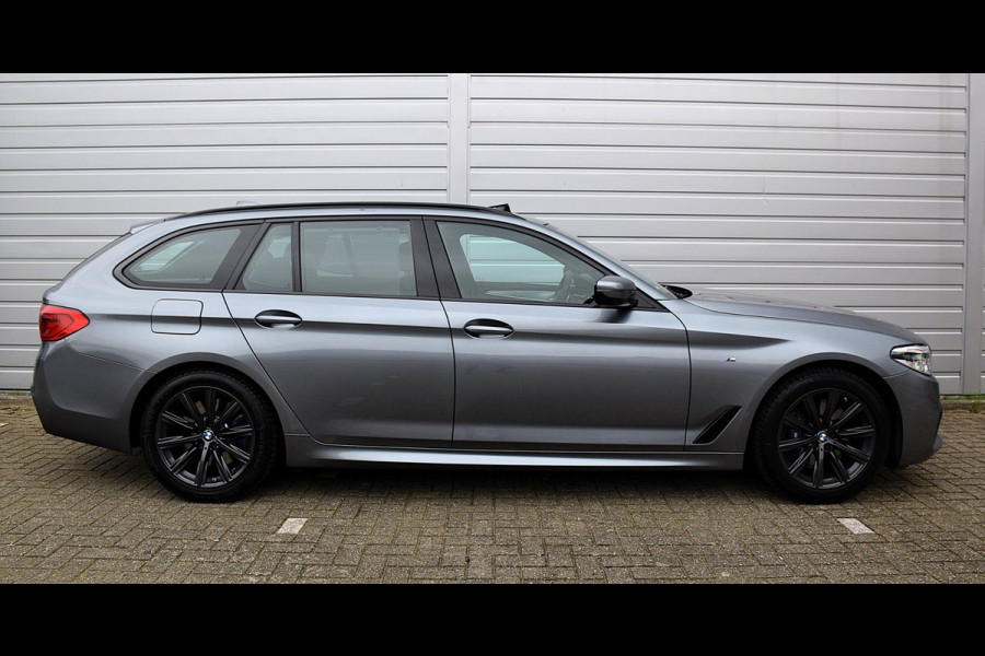BMW 5 Serie Touring 530i High Executive*M-pakket*Pano*Trekhaak*Stoelventilatie*132Dkm*2019*