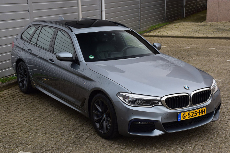 BMW 5 Serie Touring 530i High Executive*M-pakket*Pano*Trekhaak*Stoelventilatie*132Dkm*2019*
