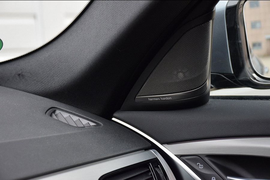 BMW 5 Serie Touring 530i High Executive*M-pakket*Pano*Trekhaak*Stoelventilatie*132Dkm*2019*