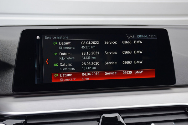 BMW 5 Serie Touring 530i High Executive*M-pakket*Pano*Trekhaak*Stoelventilatie*132Dkm*2019*