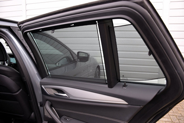 BMW 5 Serie Touring 530i High Executive*M-pakket*Pano*Trekhaak*Stoelventilatie*132Dkm*2019*