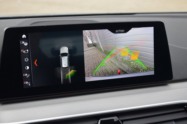 BMW 5 Serie Touring 530i High Executive*M-pakket*Pano*Trekhaak*Stoelventilatie*132Dkm*2019*