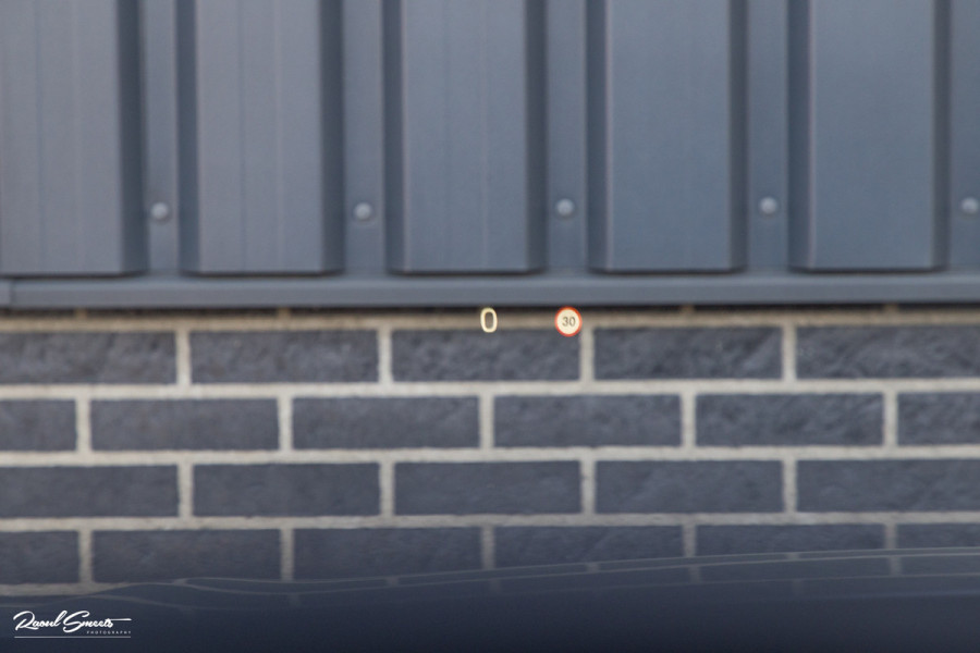 Volvo XC60 2.0 T8 Plug-in hybrid AWD Ultimate Dark Long range | Luchtvering | Bowers&Wilkins | Zwenkbare trekhaak | Panorama dak | Wol interieur |