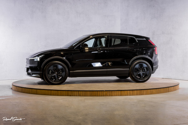 Volvo EX30 Cross Country Twin Motor Performance Ultra 69 kWh | Nieuw | Adaptieve cruise | Panorama dak | Harman Kardon | Memory | Blis |