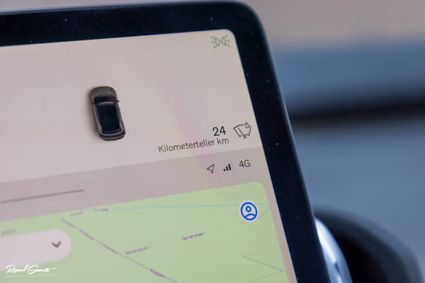 Volvo EX30 Cross Country Twin Motor Performance Ultra 69 kWh | Nieuw | Adaptieve cruise | Panorama dak | Harman Kardon | Memory | Blis |