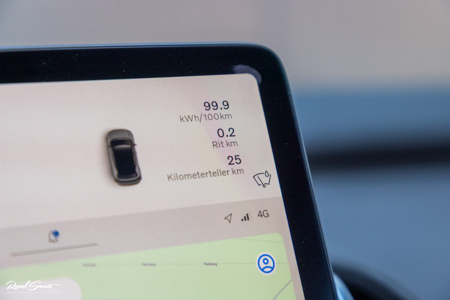 Volvo EX30 Cross Country Twin Motor Performance Ultra 69 kWh | Nieuw | Adaptieve cruise | Panorama dak | Harman Kardon | Memory | Blis |